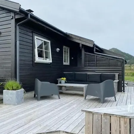 Charming With Archipelago Views In Sogn * Anneland